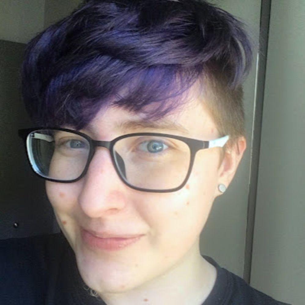 Meet your Posher, Avi